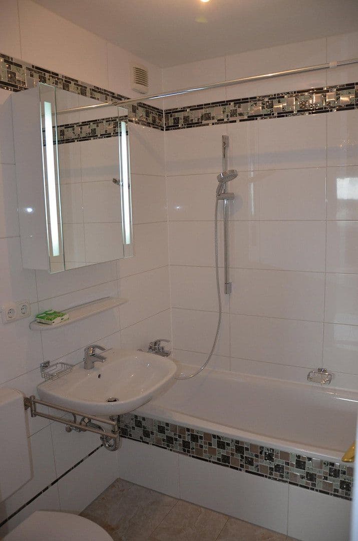 Predaj bytu 3-izbový 67 m², Treitschkestr. 4, München, Bavorsko Predaj bytu 3-izbový 67 m², Treitschkestr. 4, München, Bavorsko