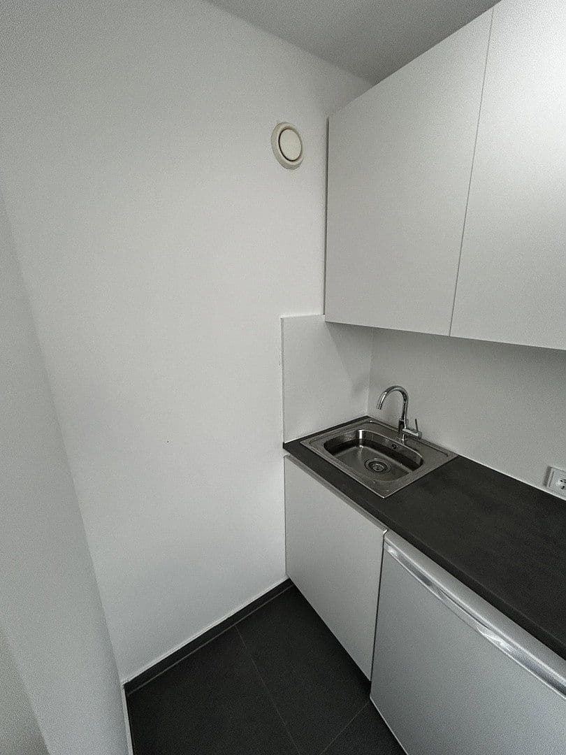 Prenájom bytu 1-izbový 36 m², Drygalski-Allee 118, München, Bavorsko Prenájom bytu 1-izbový 36 m², Drygalski-Allee 118, München, Bavorsko