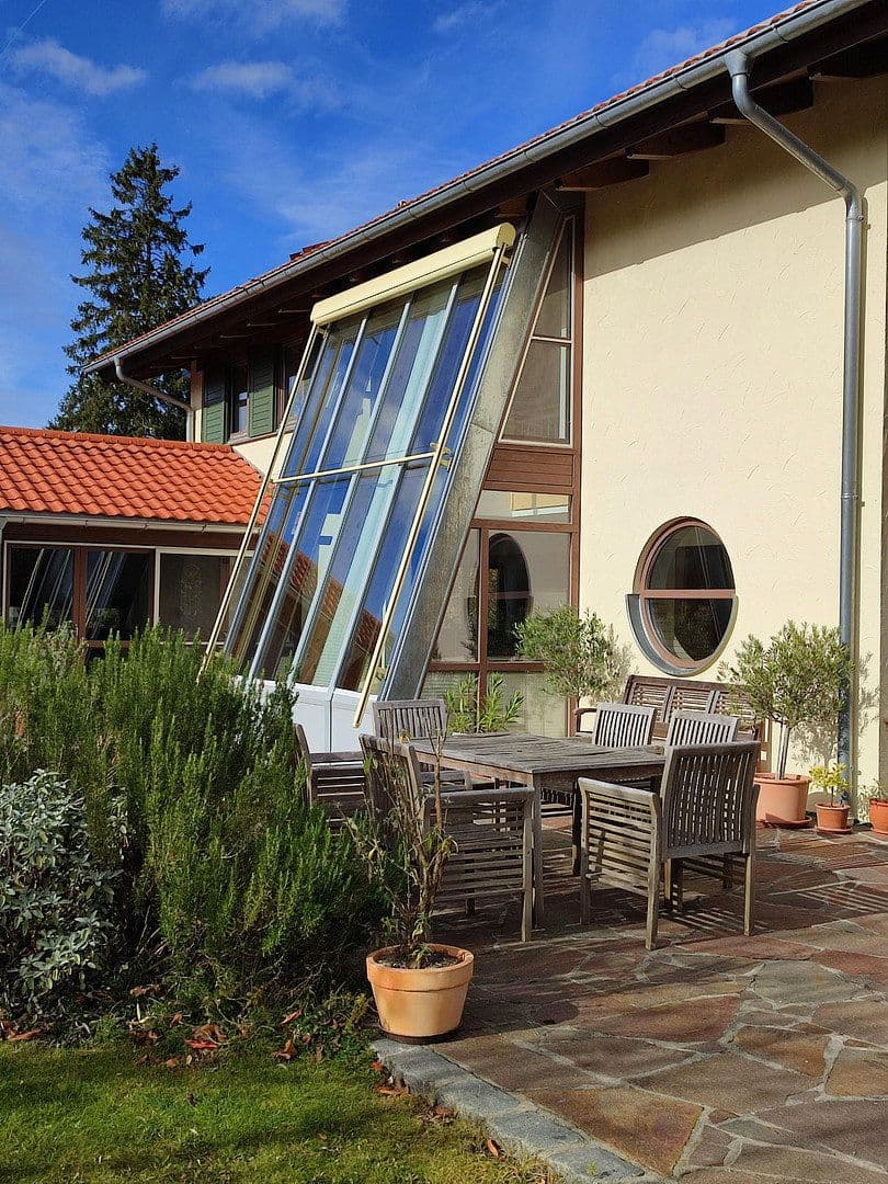 Predaj domu 232 m², pozemok 1.286 m², Tittmoning, Bavorsko Predaj domu 232 m², pozemok 1.286 m², Tittmoning, Bavorsko