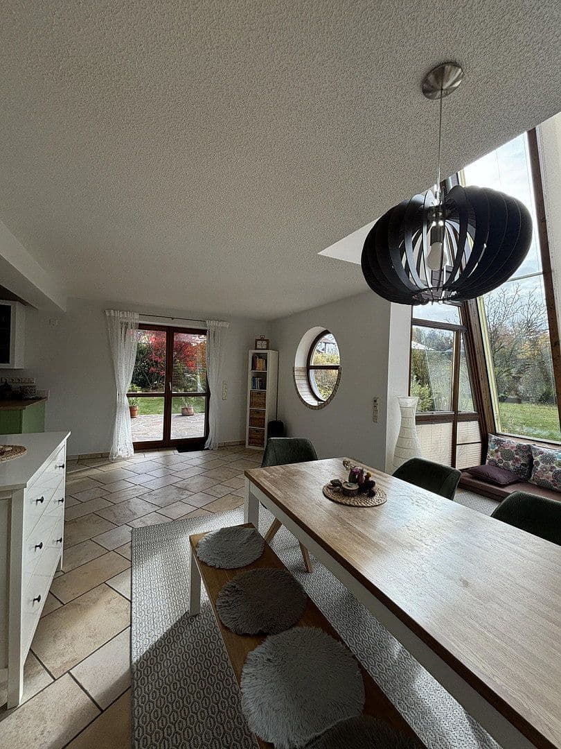 Predaj domu 232 m², pozemok 1.286 m², Tittmoning, Bavorsko Predaj domu 232 m², pozemok 1.286 m², Tittmoning, Bavorsko