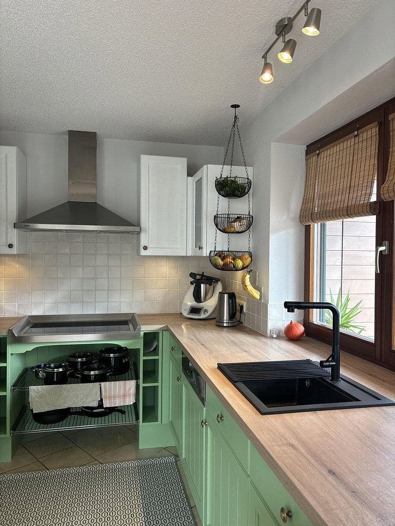 Predaj domu 232 m², pozemok 1.286 m², Tittmoning, Bavorsko Predaj domu 232 m², pozemok 1.286 m², Tittmoning, Bavorsko