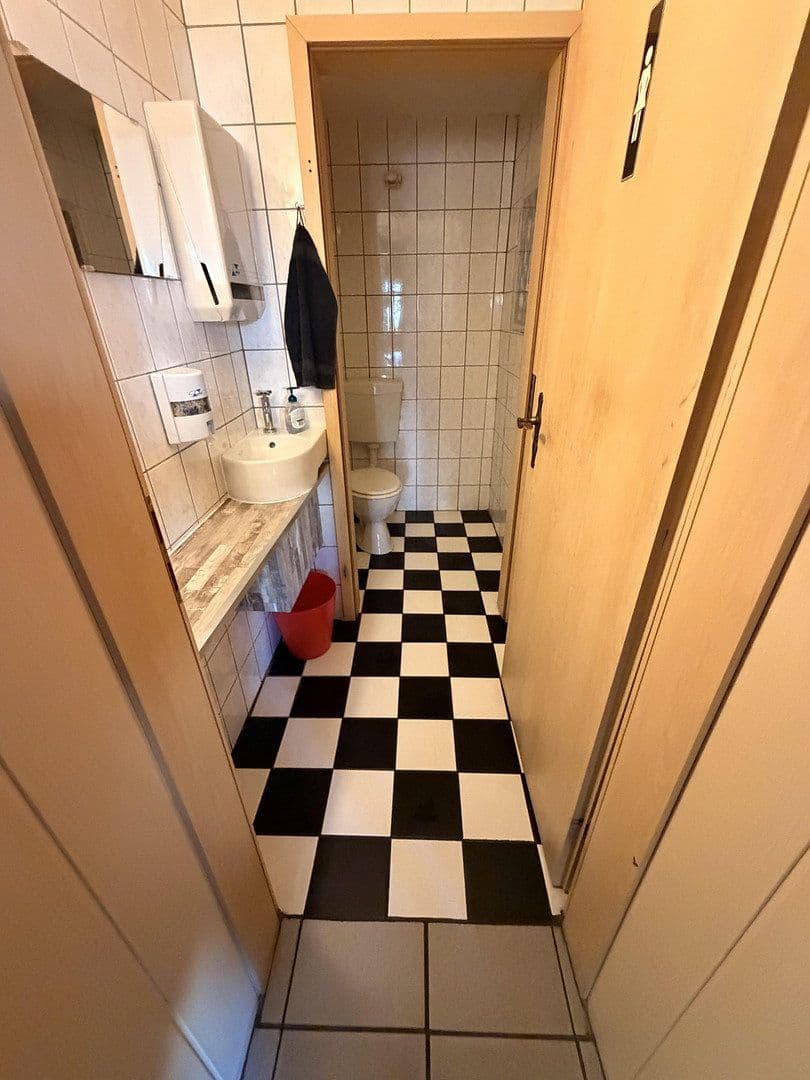 Predaj domu 202 m², pozemok 450 m², Auetalstraße 39, Kalefeld, Dolné Sasko Predaj domu 202 m², pozemok 450 m², Auetalstraße 39, Kalefeld, Dolné Sasko