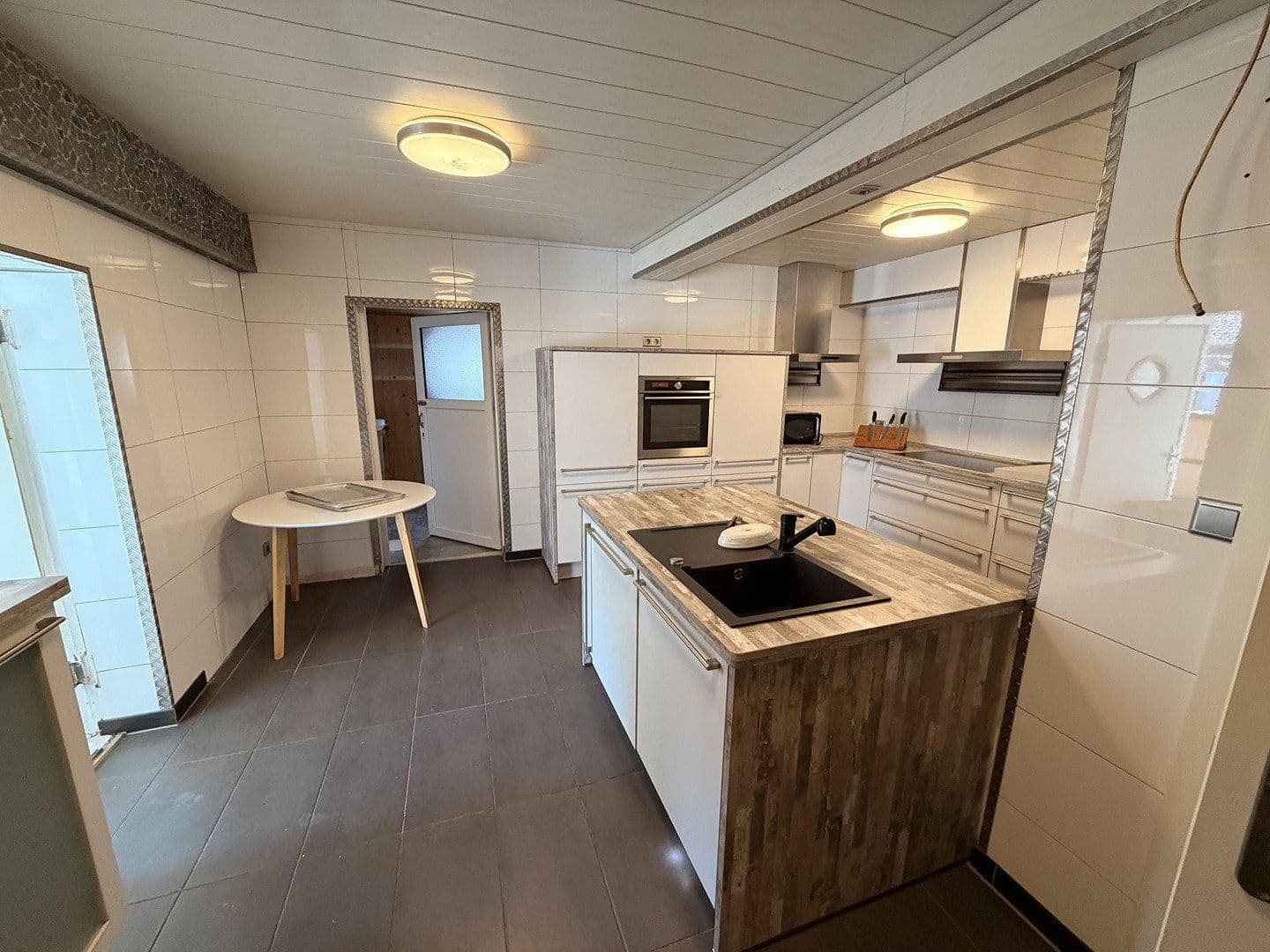 Predaj domu 202 m², pozemok 450 m², Auetalstraße 39, Kalefeld, Dolné Sasko Predaj domu 202 m², pozemok 450 m², Auetalstraße 39, Kalefeld, Dolné Sasko