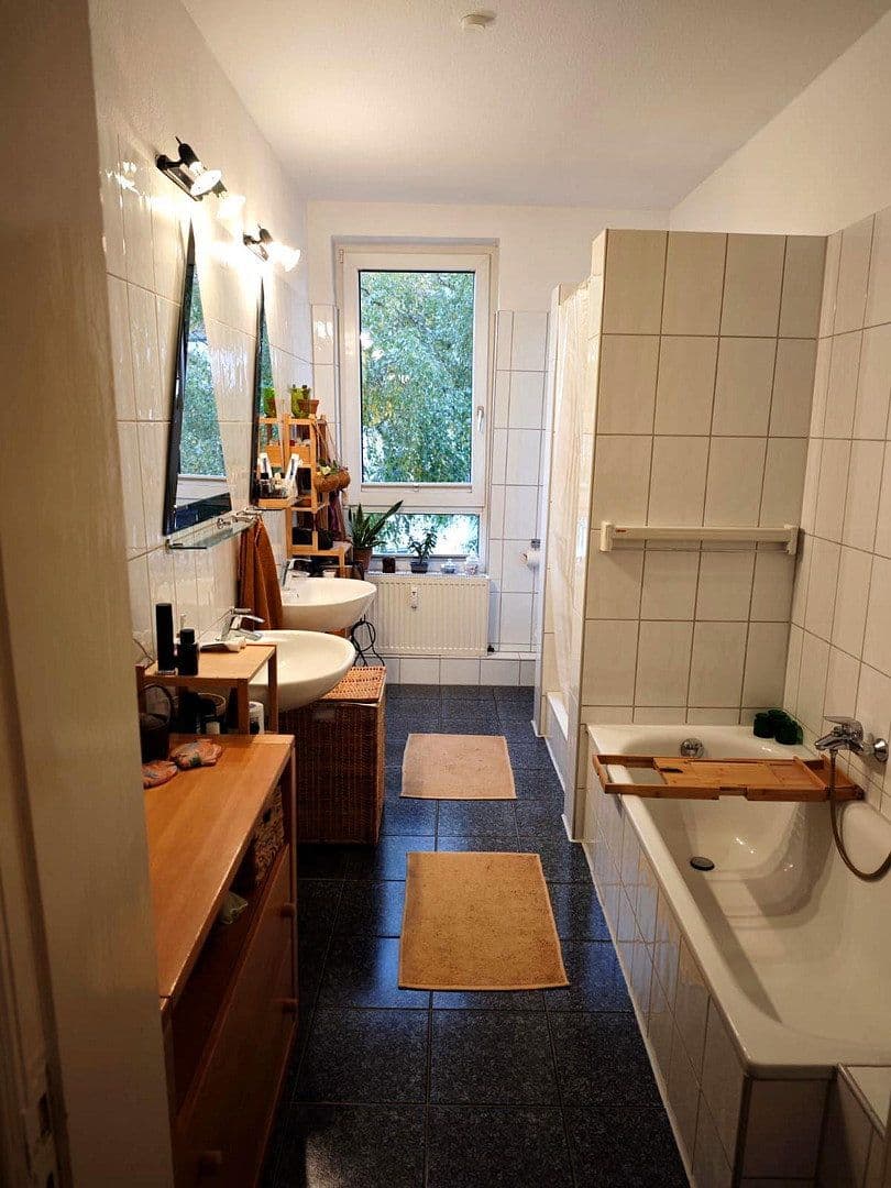 Prenájom bytu 3-izbový 79 m², Bremerhaven, Brémy Prenájom bytu 3-izbový 79 m², Bremerhaven, Brémy