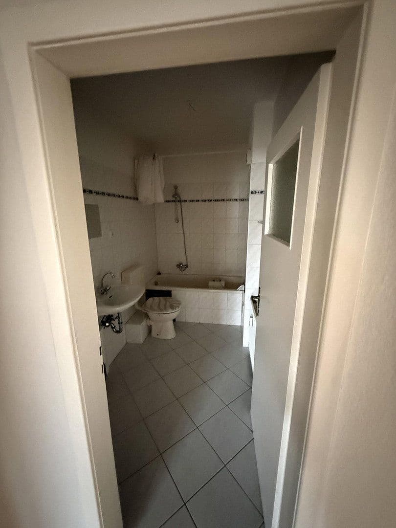 Prenájom bytu 2-izbový 60 m², Nordstraße 134, Remscheid, Severné Porýnie - Westfálsko Prenájom bytu 2-izbový 60 m², Nordstraße 134, Remscheid, Severné Porýnie - Westfálsko