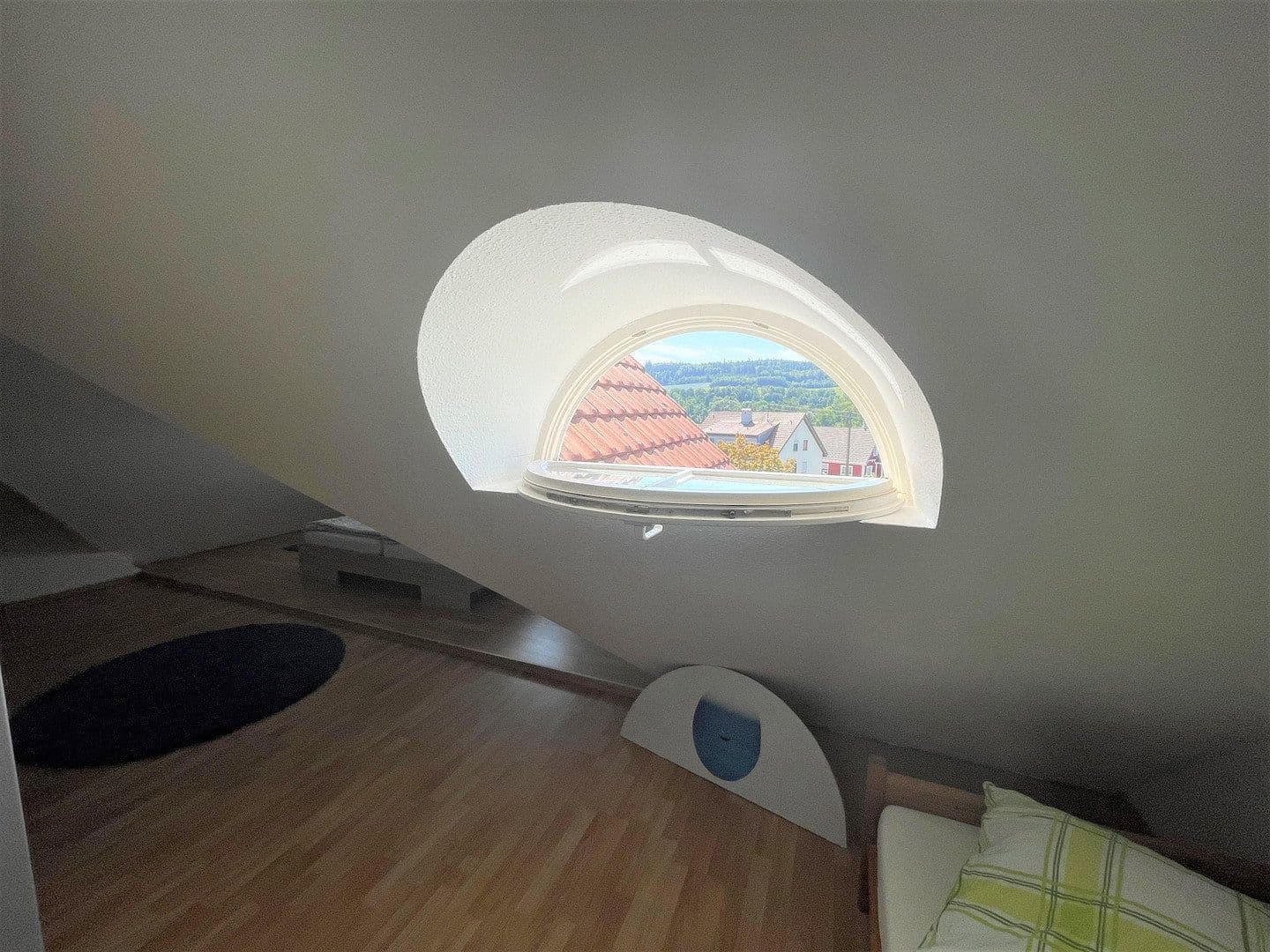 Prenájom bytu 1-izbový 24 m², Aachstraße 18D, Uhldingen-Mühlhofen, Bádensko-Wurttembersko Prenájom bytu 1-izbový 24 m², Aachstraße 18D, Uhldingen-Mühlhofen, Bádensko-Wurttembersko