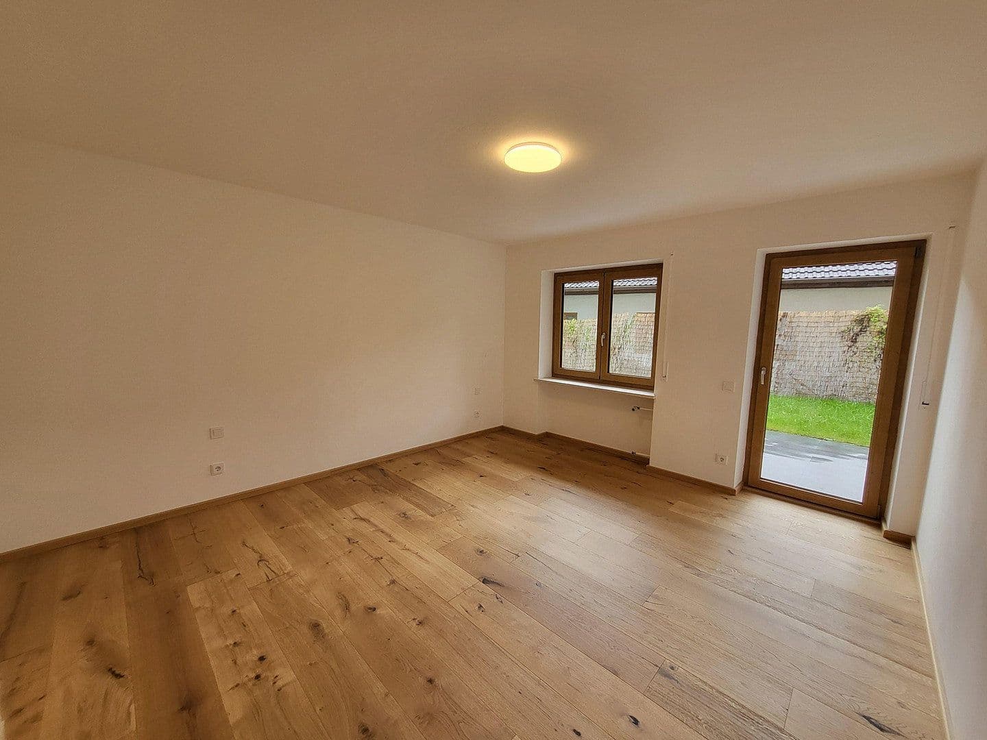 Predaj domu 160 m², pozemok 244 m², Am Anger 10a, Babensham, Bavorsko Predaj domu 160 m², pozemok 244 m², Am Anger 10a, Babensham, Bavorsko