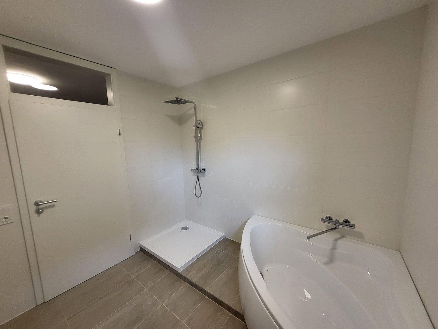 Predaj domu 160 m², pozemok 244 m², Am Anger 10a, Babensham, Bavorsko Predaj domu 160 m², pozemok 244 m², Am Anger 10a, Babensham, Bavorsko