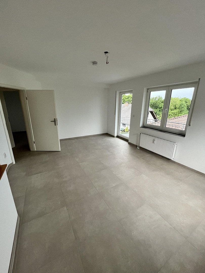 Prenájom bytu 3-izbový 62 m², Weegener Str. 36, Lohmar, Severné Porýnie - Westfálsko Prenájom bytu 3-izbový 62 m², Weegener Str. 36, Lohmar, Severné Porýnie - Westfálsko