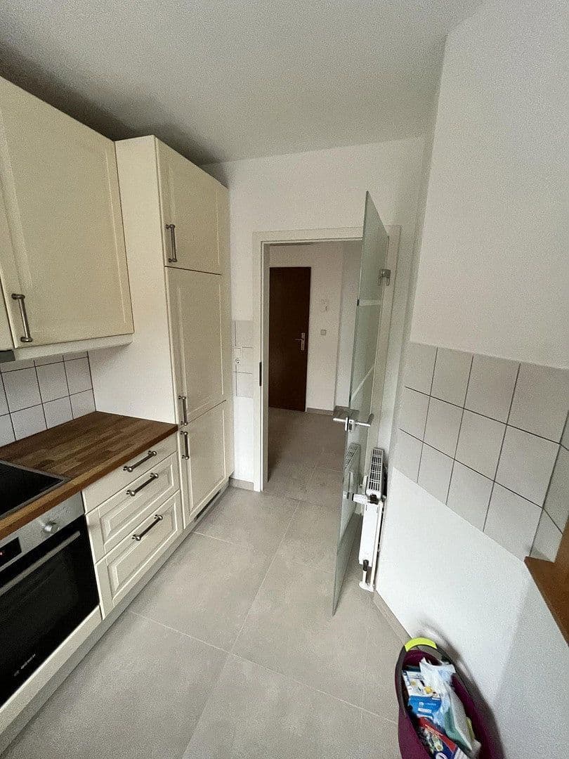 Prenájom bytu 3-izbový 62 m², Weegener Str. 36, Lohmar, Severné Porýnie - Westfálsko Prenájom bytu 3-izbový 62 m², Weegener Str. 36, Lohmar, Severné Porýnie - Westfálsko