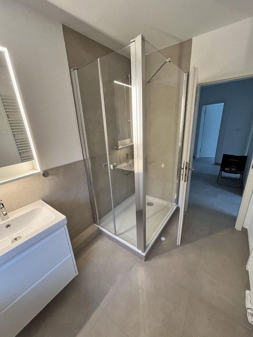 Prenájom bytu 3-izbový 62 m², Weegener Str. 36, Lohmar, Severné Porýnie - Westfálsko Prenájom bytu 3-izbový 62 m², Weegener Str. 36, Lohmar, Severné Porýnie - Westfálsko