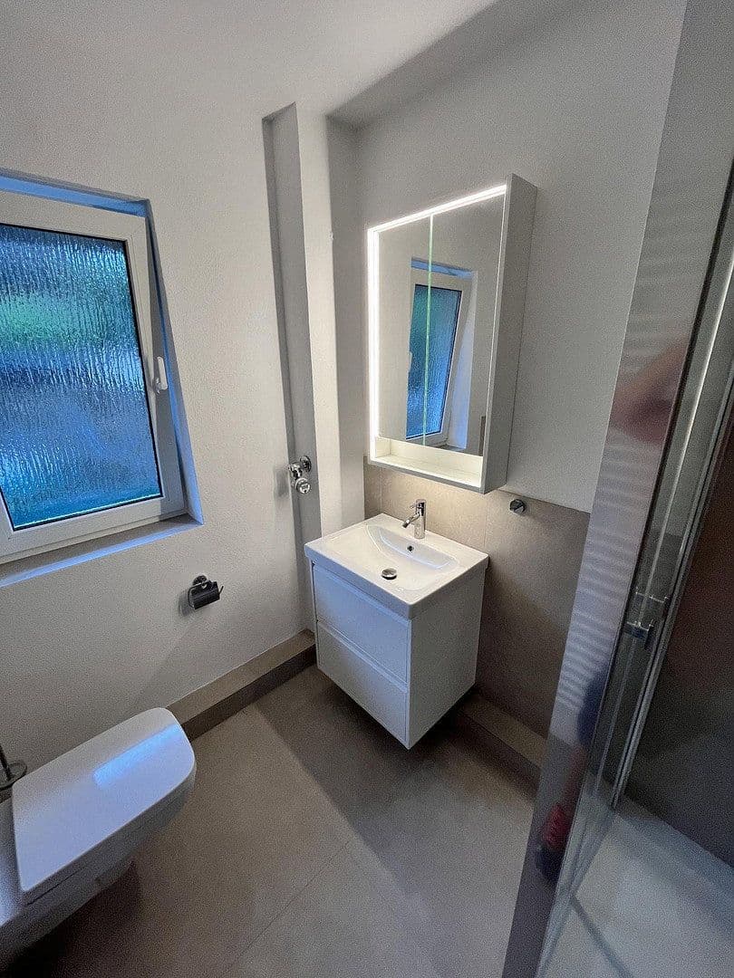 Prenájom bytu 3-izbový 62 m², Weegener Str. 36, Lohmar, Severné Porýnie - Westfálsko Prenájom bytu 3-izbový 62 m², Weegener Str. 36, Lohmar, Severné Porýnie - Westfálsko