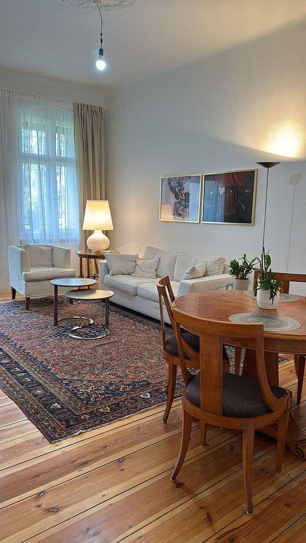 Prenájom bytu 2-izbový 64 m², Berlin, Berlín Prenájom bytu 2-izbový 64 m², Berlin, Berlín
