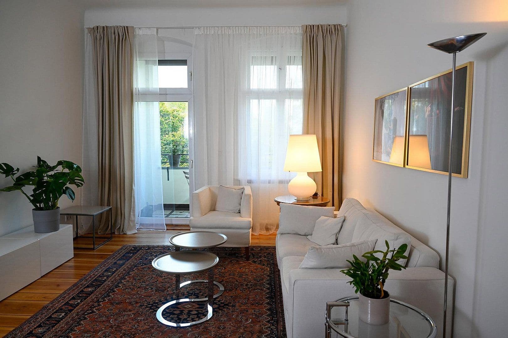 Prenájom bytu 2-izbový 64 m², Berlin, Berlín Prenájom bytu 2-izbový 64 m², Berlin, Berlín