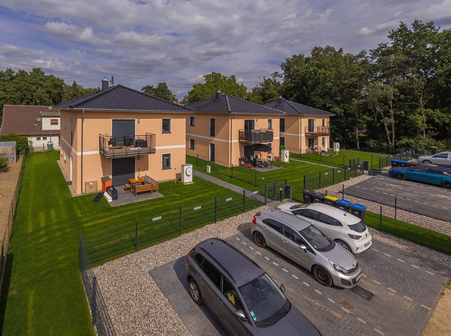 Prenájom bytu 3-izbový 98 m², Am Kiefernwald 5 B, Groß Kreutz (Havel), Brandenbursko Prenájom bytu 3-izbový 98 m², Am Kiefernwald 5 B, Groß Kreutz (Havel), Brandenbursko