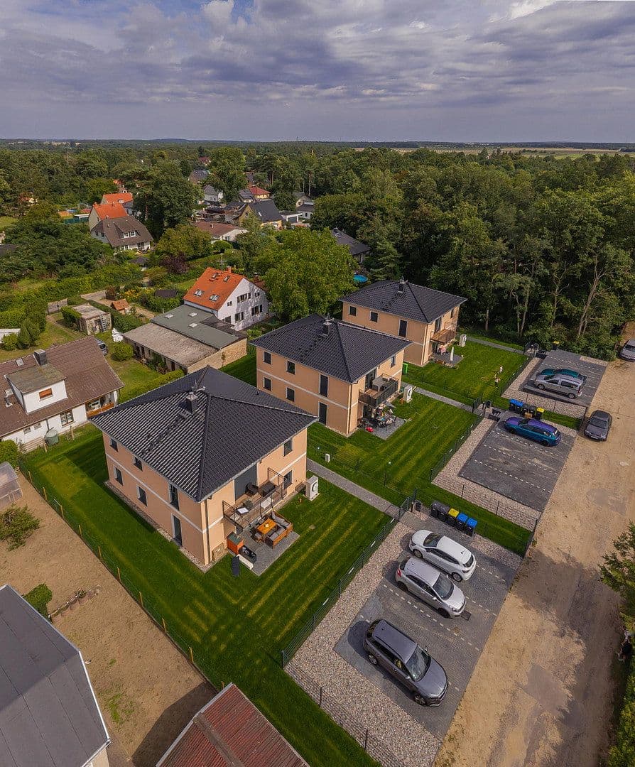 Prenájom bytu 3-izbový 98 m², Am Kiefernwald 5 B, Groß Kreutz (Havel), Brandenbursko Prenájom bytu 3-izbový 98 m², Am Kiefernwald 5 B, Groß Kreutz (Havel), Brandenbursko