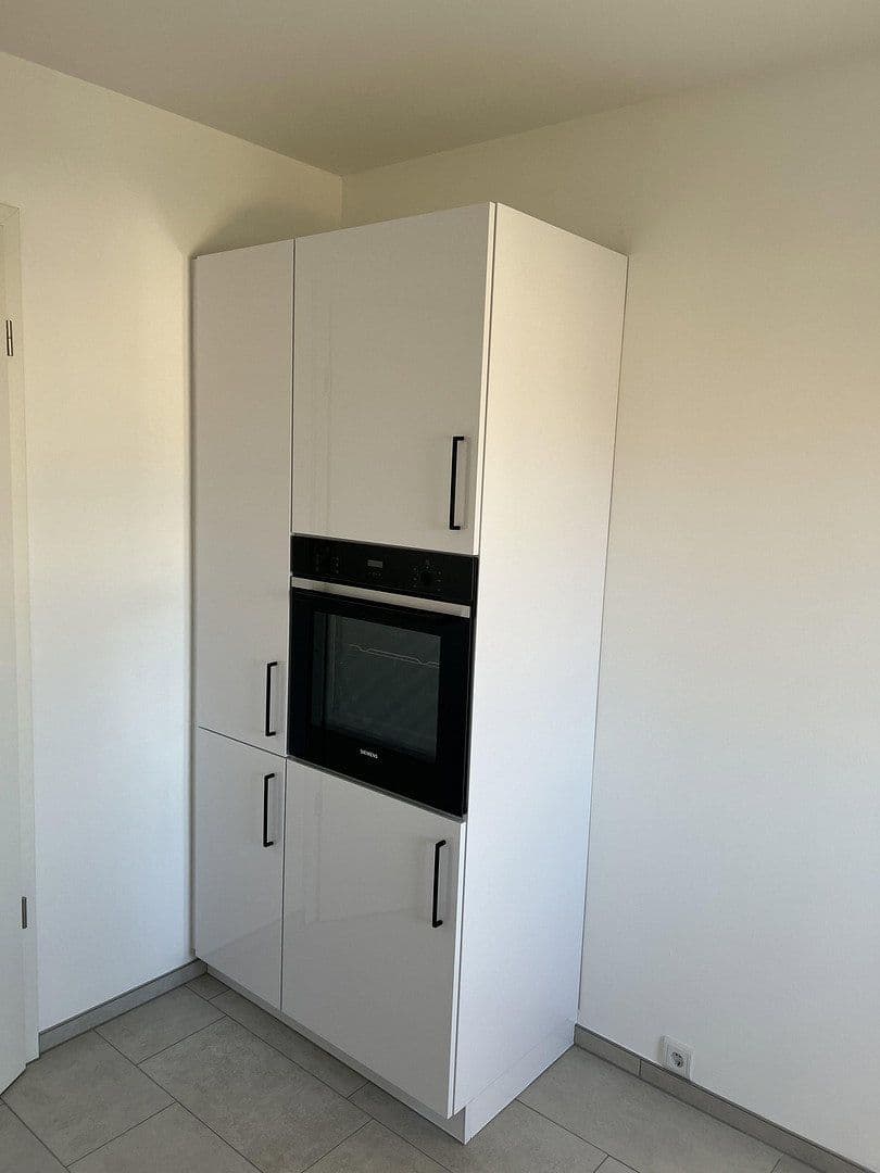 Prenájom bytu 3-izbový 98 m², Am Kiefernwald 5 B, Groß Kreutz (Havel), Brandenbursko Prenájom bytu 3-izbový 98 m², Am Kiefernwald 5 B, Groß Kreutz (Havel), Brandenbursko