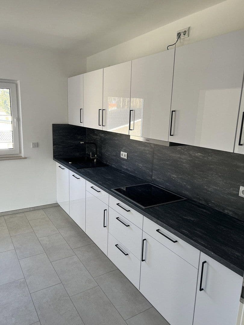 Prenájom bytu 3-izbový 98 m², Am Kiefernwald 5 B, Groß Kreutz (Havel), Brandenbursko Prenájom bytu 3-izbový 98 m², Am Kiefernwald 5 B, Groß Kreutz (Havel), Brandenbursko
