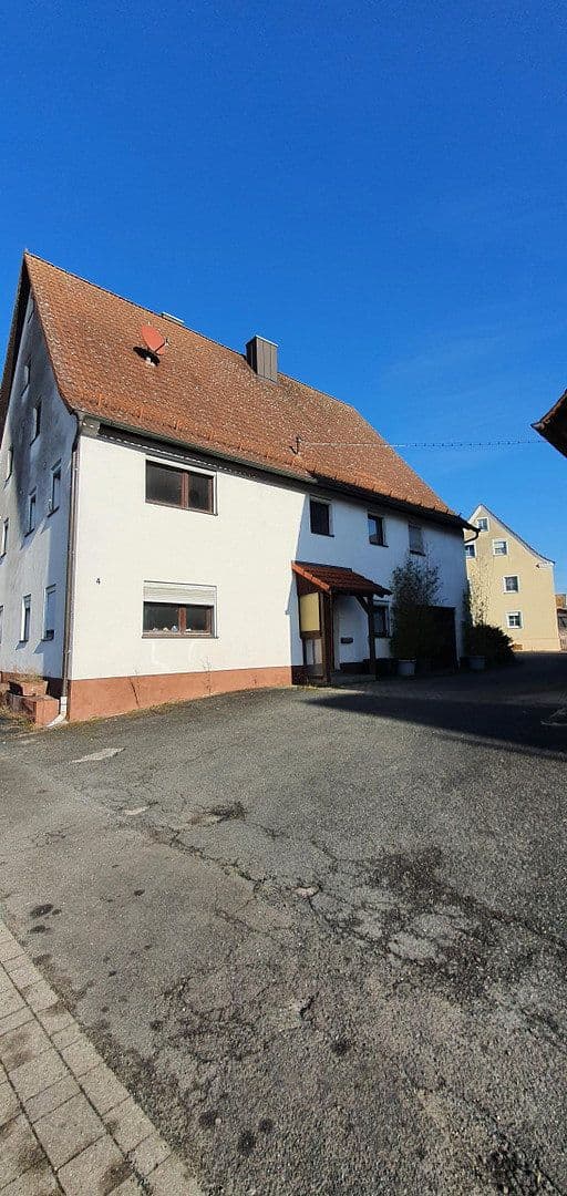 Predaj domu 220 m², pozemok 550 m², Schnaittach, Bavorsko Predaj domu 220 m², pozemok 550 m², Schnaittach, Bavorsko