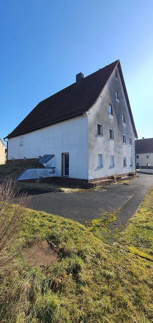 Predaj domu 220 m², pozemok 550 m², Schnaittach, Bavorsko Predaj domu 220 m², pozemok 550 m², Schnaittach, Bavorsko