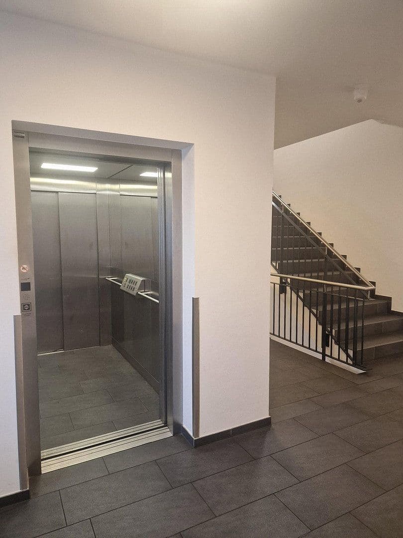 Predaj bytu 2-izbový 43 m², Erkrather Straße 147, Düsseldorf, Severné Porýnie - Westfálsko Predaj bytu 2-izbový 43 m², Erkrather Straße 147, Düsseldorf, Severné Porýnie - Westfálsko