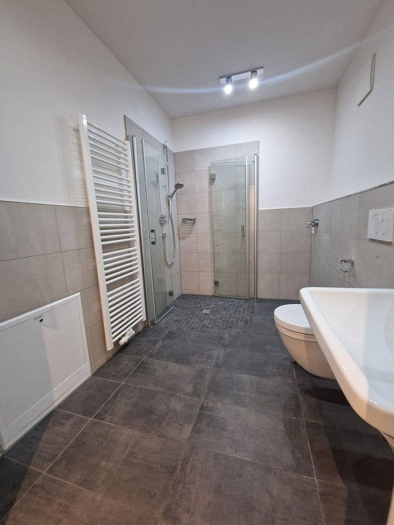 Predaj bytu 2-izbový 43 m², Erkrather Straße 147, Düsseldorf, Severné Porýnie - Westfálsko Predaj bytu 2-izbový 43 m², Erkrather Straße 147, Düsseldorf, Severné Porýnie - Westfálsko