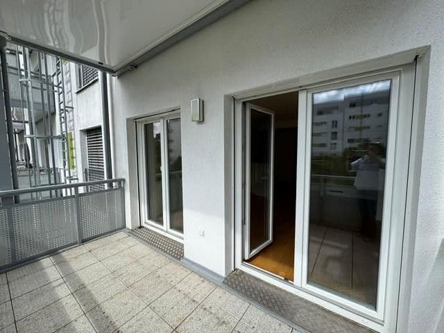 Prenájom bytu 3-izbový 82 m², Am Jessenapfel 3, Frankfurt, Hesensko Prenájom bytu 3-izbový 82 m², Am Jessenapfel 3, Frankfurt, Hesensko