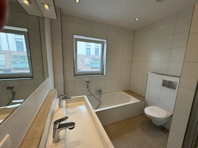 Prenájom bytu 3-izbový 82 m², Am Jessenapfel 3, Frankfurt, Hesensko Prenájom bytu 3-izbový 82 m², Am Jessenapfel 3, Frankfurt, Hesensko