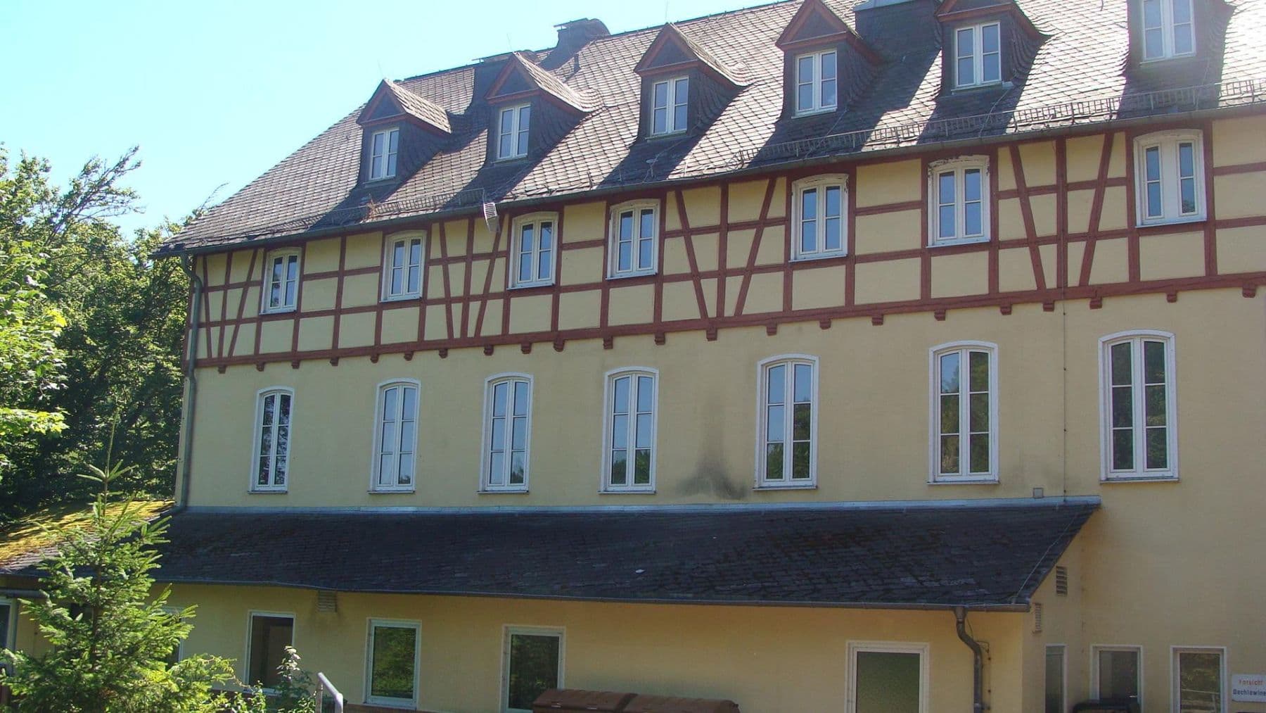 Predaj domu 2.500 m², pozemok 33.600 m², Hartenstein, Bavorsko Predaj domu 2.500 m², pozemok 33.600 m², Hartenstein, Bavorsko