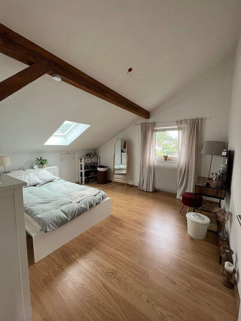 Prenájom bytu 3-izbový 80 m², Schlossstrasse 13, Lörrach, Bádensko-Wurttembersko Prenájom bytu 3-izbový 80 m², Schlossstrasse 13, Lörrach, Bádensko-Wurttembersko