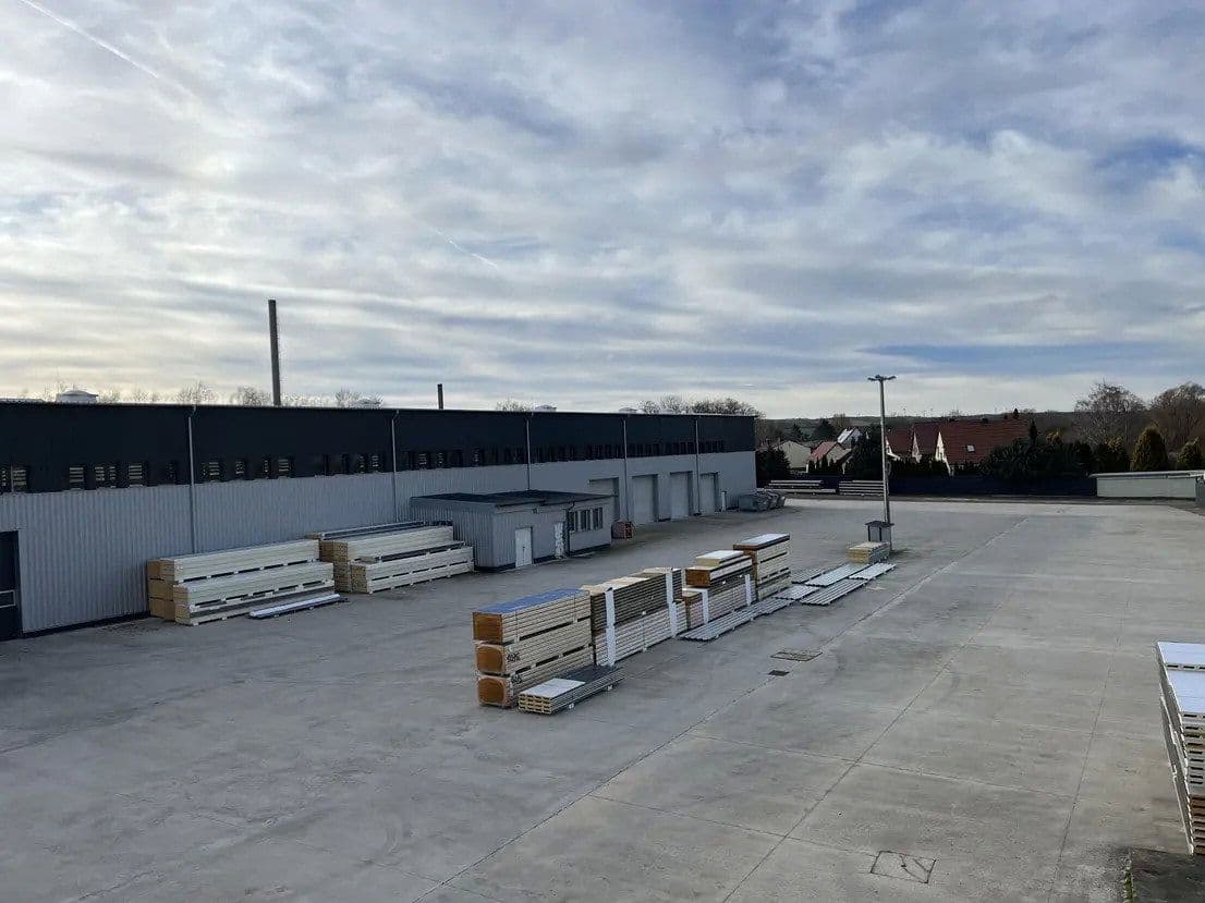 Predaj nebytového priestoru 91.101 m², Wettin-Löbejün, Sasko-Anhaltsko Predaj nebytového priestoru 91.101 m², Wettin-Löbejün, Sasko-Anhaltsko