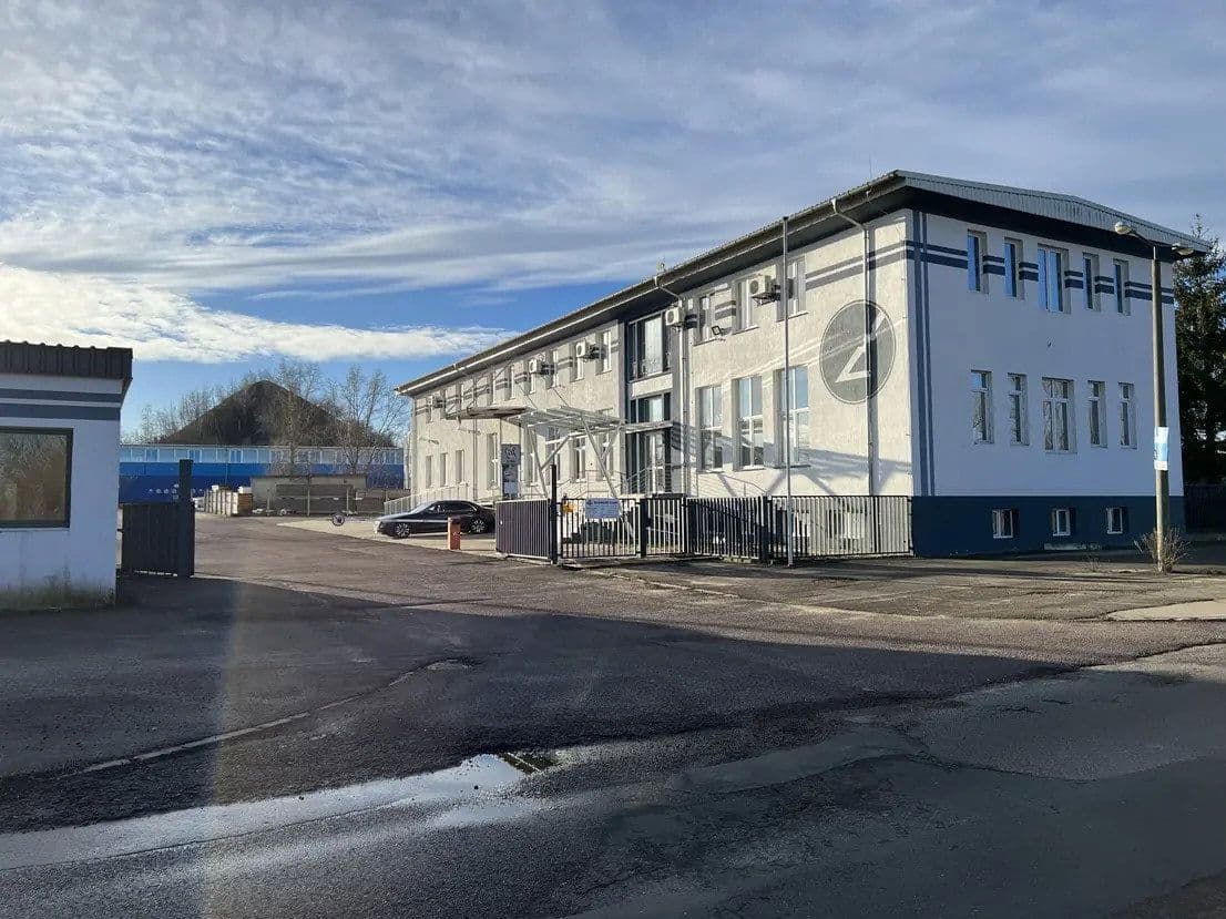Predaj nebytového priestoru 91.101 m², Wettin-Löbejün, Sasko-Anhaltsko Predaj nebytového priestoru 91.101 m², Wettin-Löbejün, Sasko-Anhaltsko
