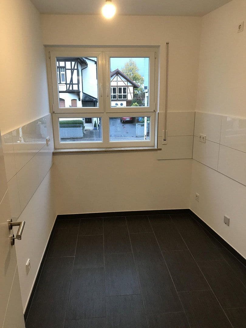 Prenájom bytu 1-izbový 46 m², Dietigheimer Str. 13, Bad Homburg vor der Höhe, Hesensko Prenájom bytu 1-izbový 46 m², Dietigheimer Str. 13, Bad Homburg vor der Höhe, Hesensko