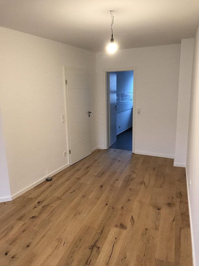 Prenájom bytu 1-izbový 46 m², Dietigheimer Str. 13, Bad Homburg vor der Höhe, Hesensko Prenájom bytu 1-izbový 46 m², Dietigheimer Str. 13, Bad Homburg vor der Höhe, Hesensko