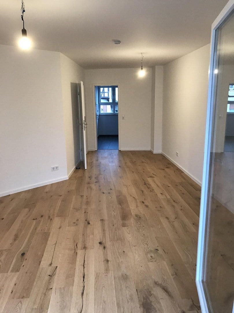 Prenájom bytu 1-izbový 46 m², Dietigheimer Str. 13, Bad Homburg vor der Höhe, Hesensko Prenájom bytu 1-izbový 46 m², Dietigheimer Str. 13, Bad Homburg vor der Höhe, Hesensko