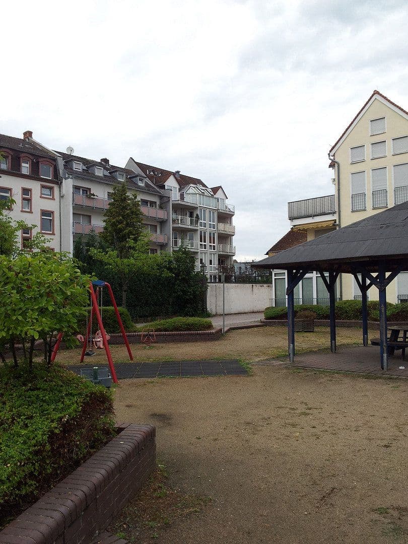 Prenájom bytu 1-izbový 46 m², Dietigheimer Str. 13, Bad Homburg vor der Höhe, Hesensko Prenájom bytu 1-izbový 46 m², Dietigheimer Str. 13, Bad Homburg vor der Höhe, Hesensko