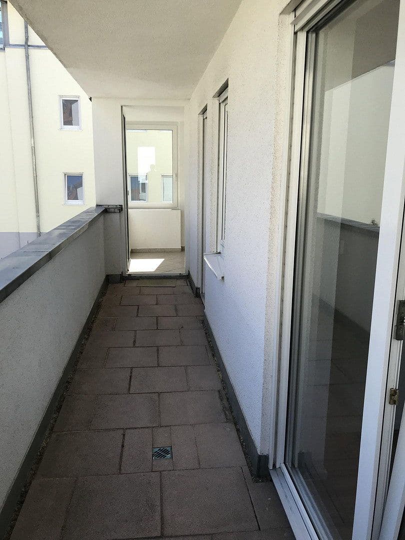 Prenájom bytu 3-izbový 86 m², Schwäbisch Gmünd, Bádensko-Wurttembersko Prenájom bytu 3-izbový 86 m², Schwäbisch Gmünd, Bádensko-Wurttembersko