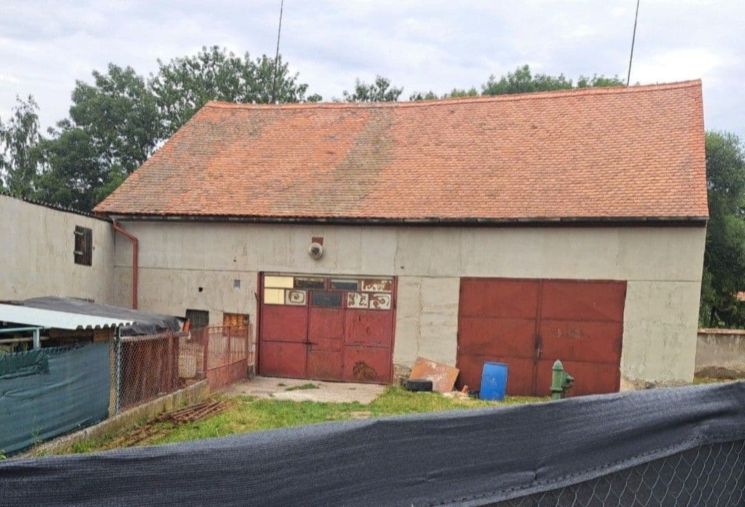 Predaj nebytového priestoru 275 m², Jimlín, Ústecký kraj Predaj nebytového priestoru 275 m², Jimlín, Ústecký kraj