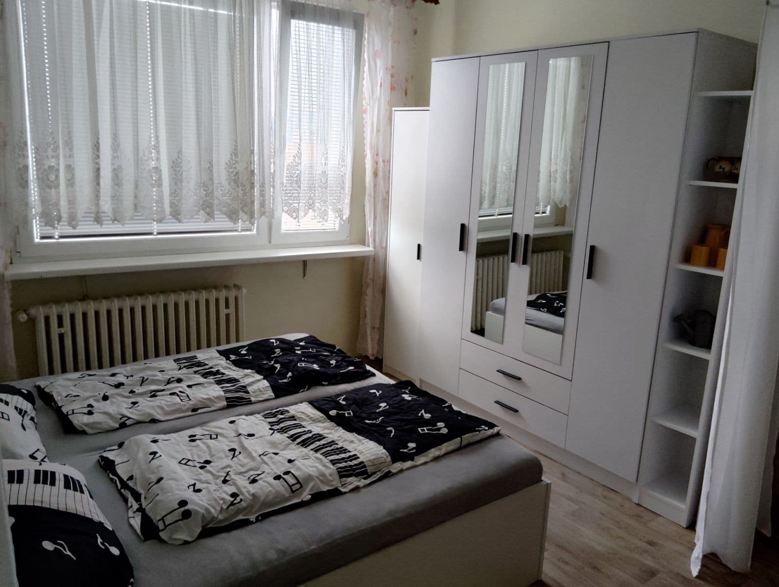 Prenájom bytu 1-izbový 34 m², Liberecká, Hrádek nad Nisou, Liberecký kraj Prenájom bytu 1-izbový 34 m², Liberecká, Hrádek nad Nisou, Liberecký kraj