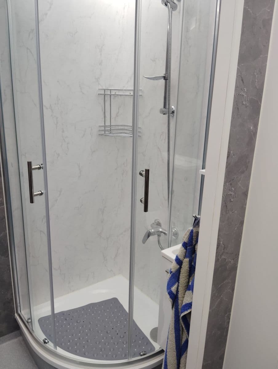 Prenájom bytu 1-izbový 34 m², Liberecká, Hrádek nad Nisou, Liberecký kraj Prenájom bytu 1-izbový 34 m², Liberecká, Hrádek nad Nisou, Liberecký kraj