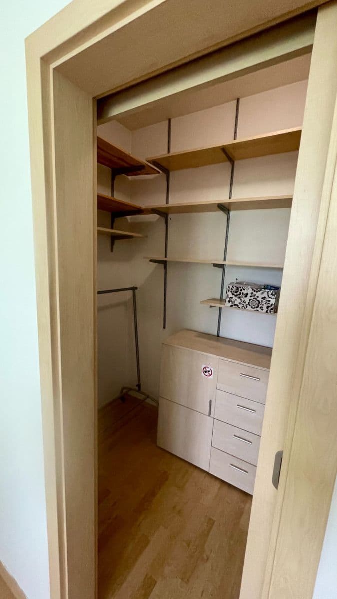 Prenájom bytu 2-izbový 45 m², Hrázka, Brno, Jihomoravský kraj Prenájom bytu 2-izbový 45 m², Hrázka, Brno, Jihomoravský kraj