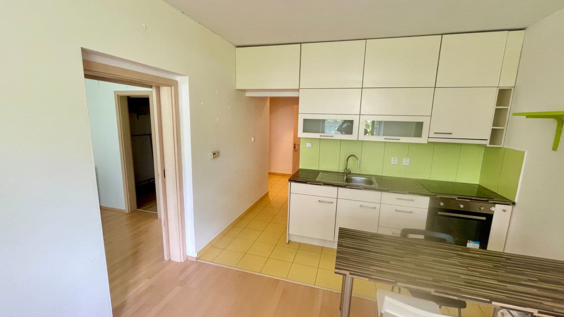 Prenájom bytu 2-izbový 45 m², Hrázka, Brno, Jihomoravský kraj Prenájom bytu 2-izbový 45 m², Hrázka, Brno, Jihomoravský kraj