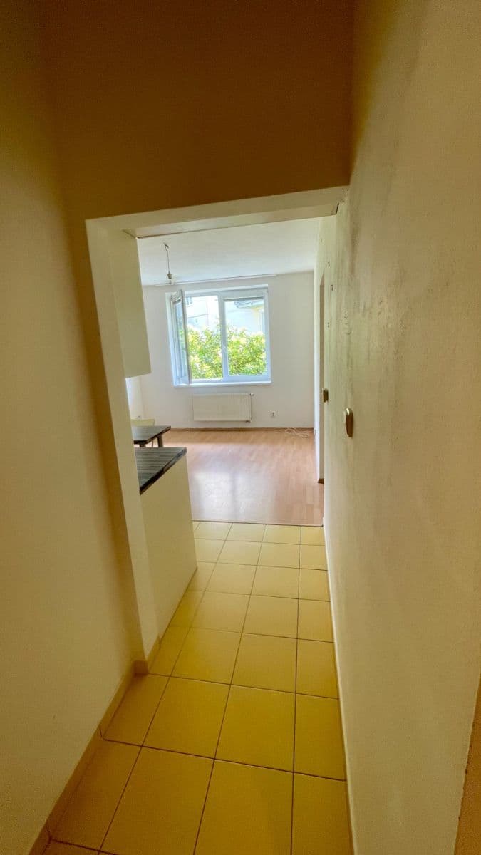Prenájom bytu 2-izbový 45 m², Hrázka, Brno, Jihomoravský kraj Prenájom bytu 2-izbový 45 m², Hrázka, Brno, Jihomoravský kraj