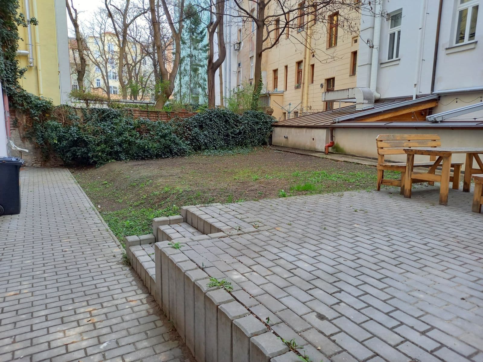 Prenájom bytu 2-izbový 66 m², Lublaňská, Praha, Praha Prenájom bytu 2-izbový 66 m², Lublaňská, Praha, Praha