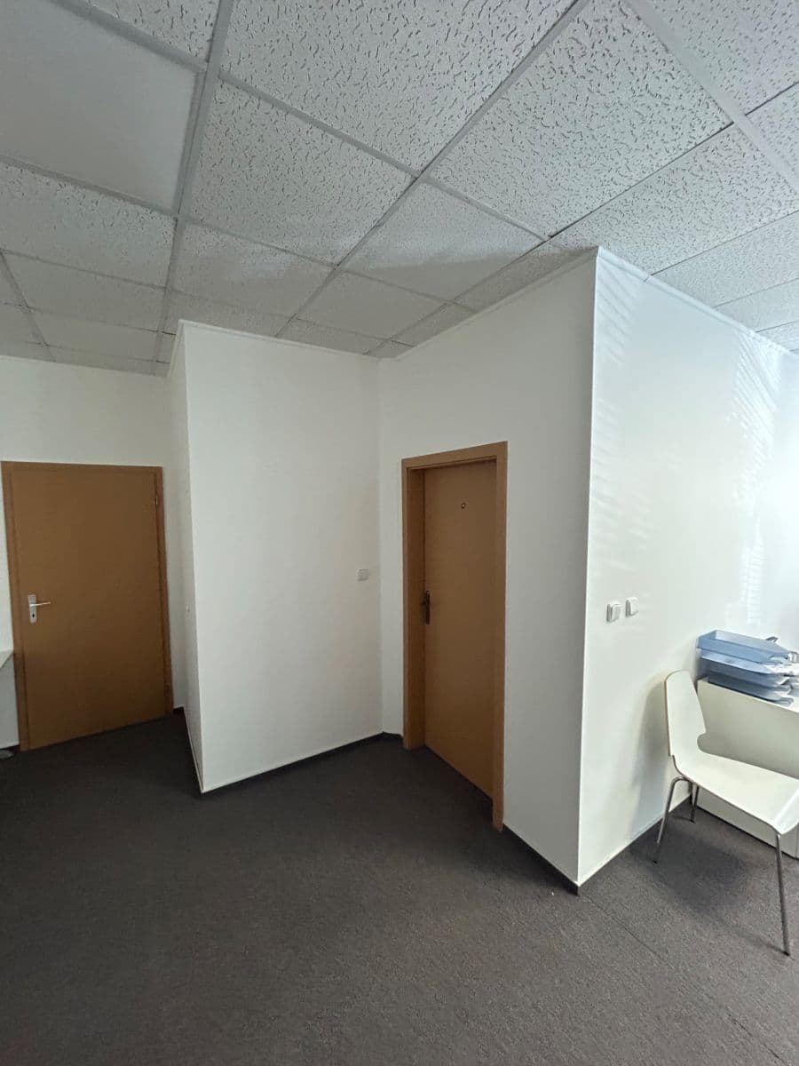 Prenájom nebytového priestoru 120 m², Ctiborova, Kladno, Středočeský kraj Prenájom nebytového priestoru 120 m², Ctiborova, Kladno, Středočeský kraj