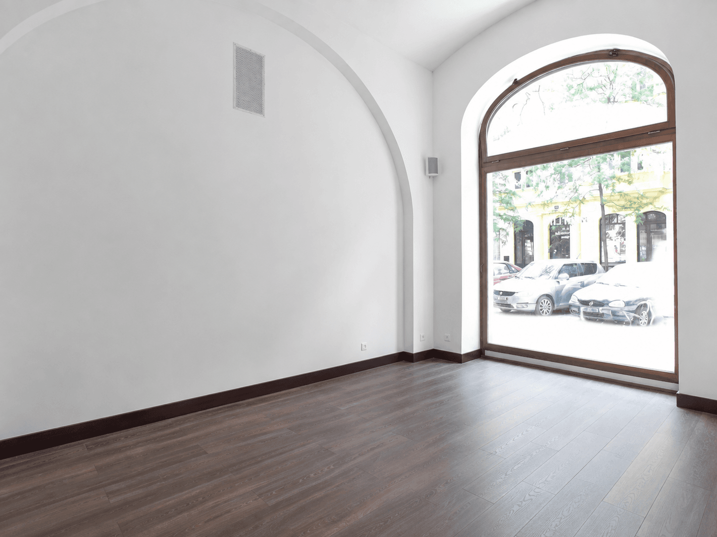 Prenájom nebytového priestoru 183 m², Křižíkova, Praha, Praha Prenájom nebytového priestoru 183 m², Křižíkova, Praha, Praha
