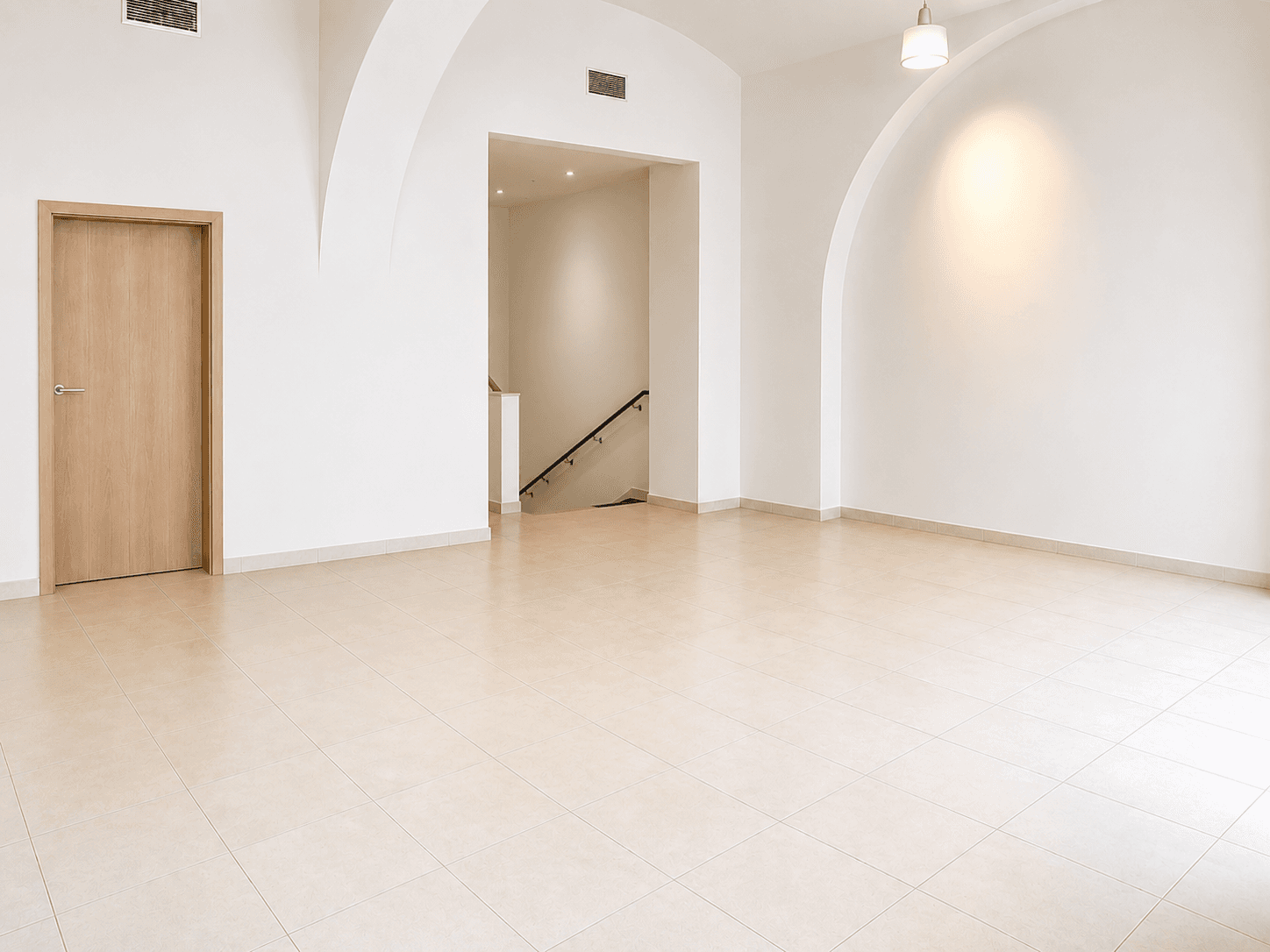 Prenájom nebytového priestoru 183 m², Křižíkova, Praha, Praha Prenájom nebytového priestoru 183 m², Křižíkova, Praha, Praha