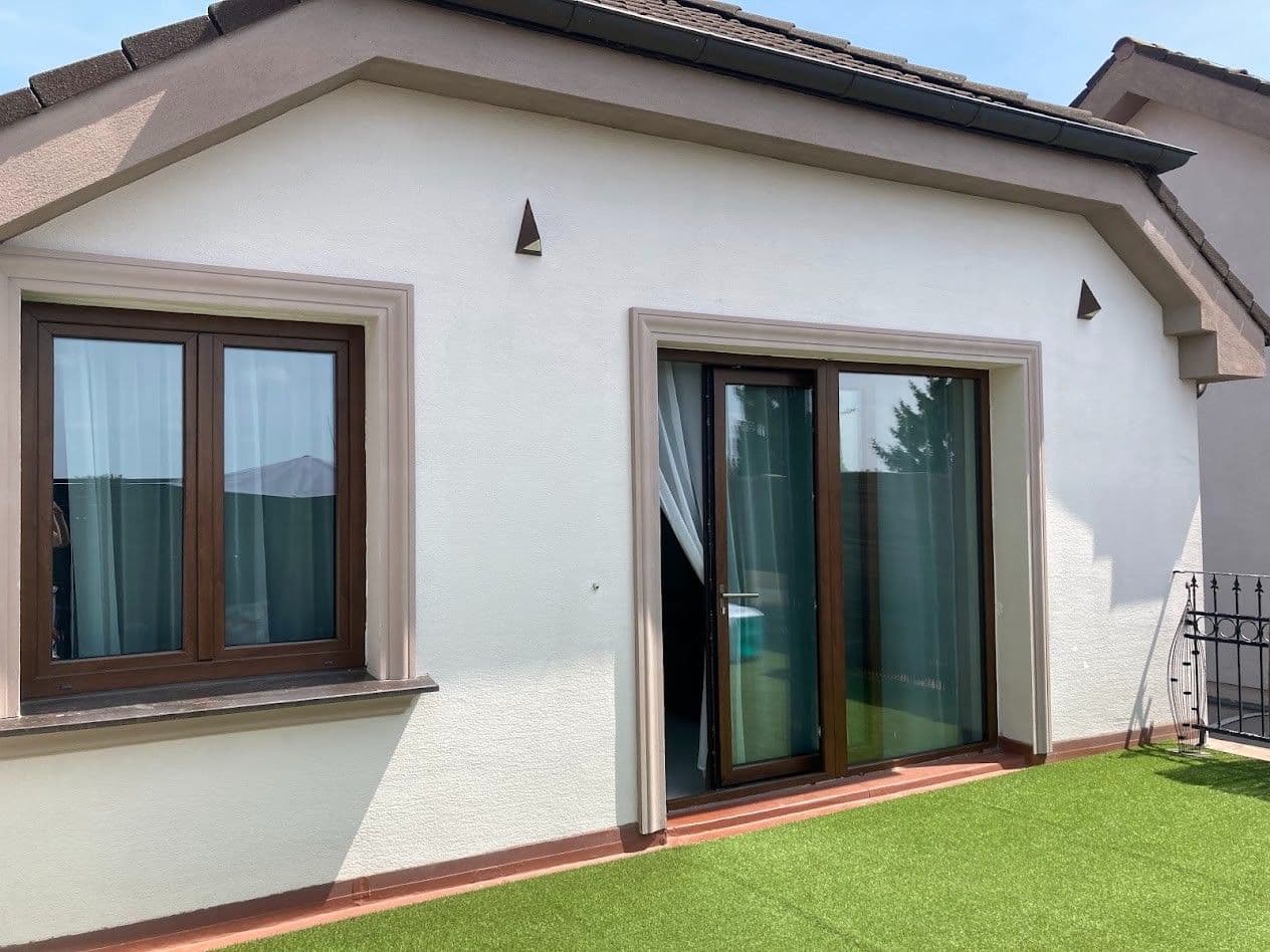 Prenájom bytu 5-izbový 164 m², Nový víchor, Ružindol, Trnavský kraj Prenájom bytu 5-izbový 164 m², Nový víchor, Ružindol, Trnavský kraj