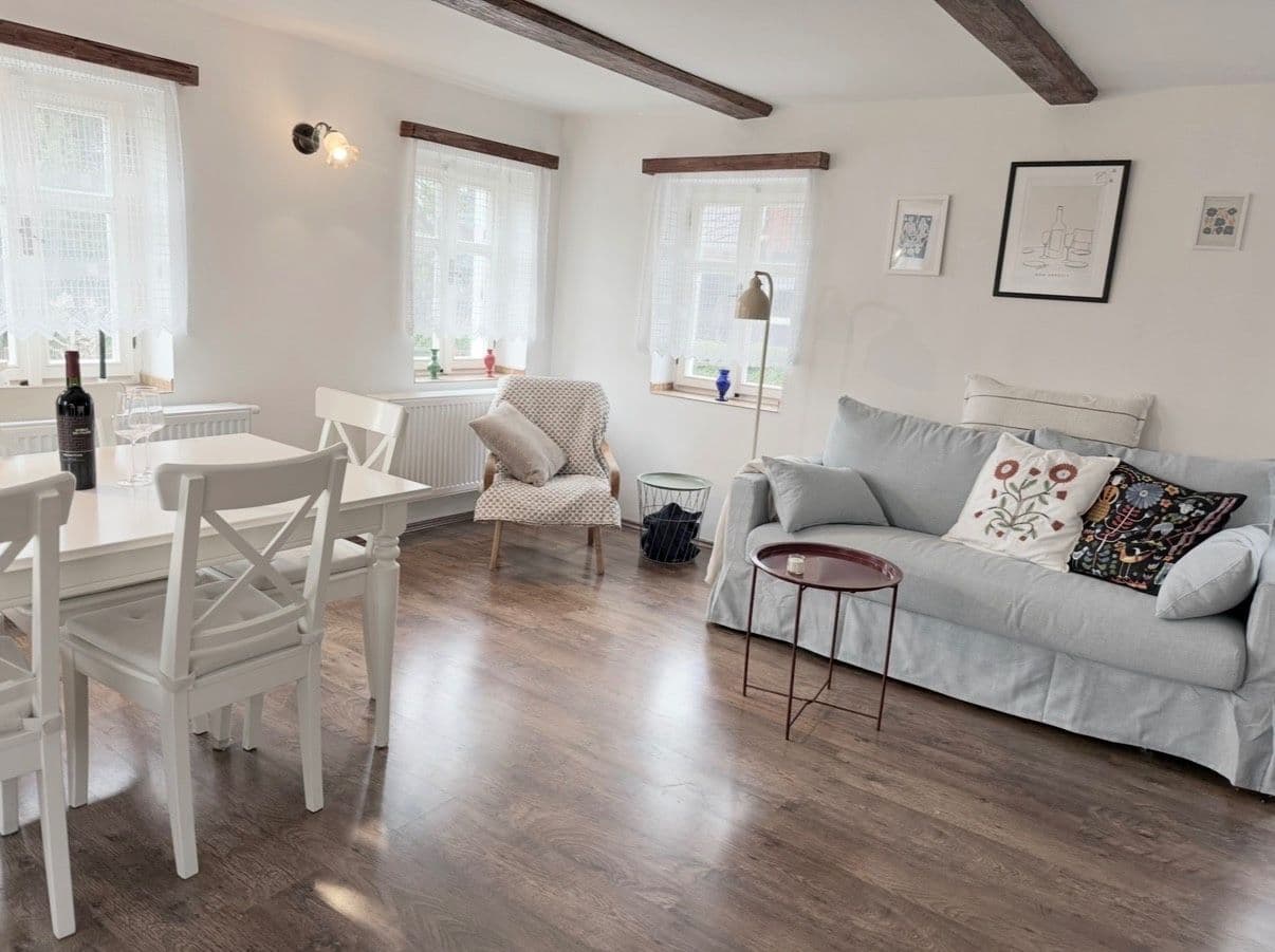 Prenájom domu 70 m², pozemok 700 m², Rynoltice, Liberecký kraj Prenájom domu 70 m², pozemok 700 m², Rynoltice, Liberecký kraj
