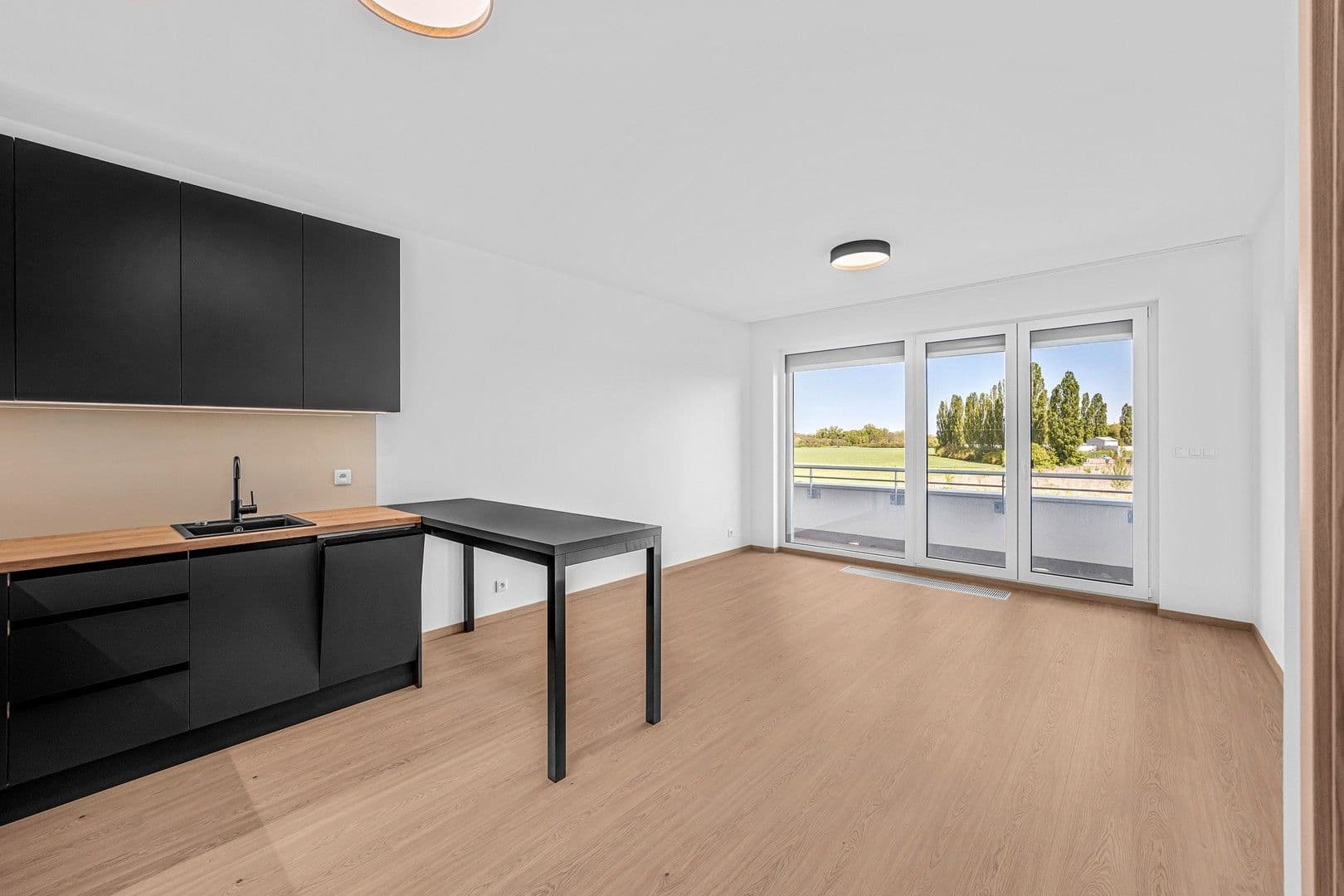 Prenájom bytu 2-izbový 60 m², Pavla Beneše, Praha, Praha Prenájom bytu 2-izbový 60 m², Pavla Beneše, Praha, Praha